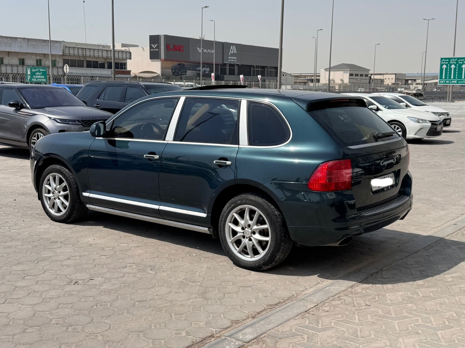 Porsche Cayenne 2005 (Green)