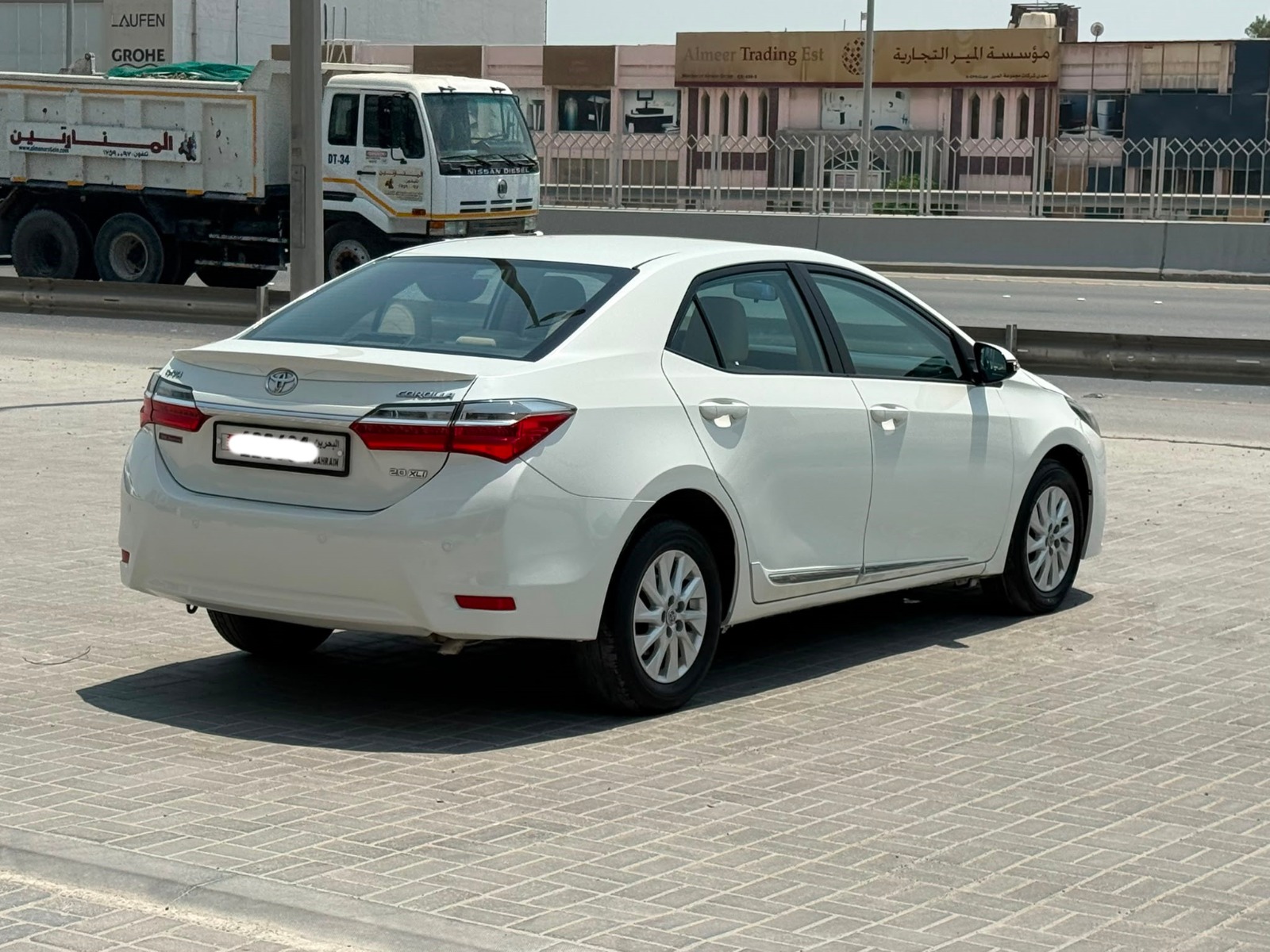 Toyota Corolla XLI 2017 (Pearl)
