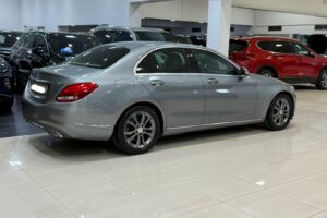 Mercedes Benz C-180 / 2015 (Silver)