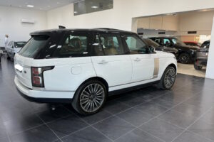 Range Rover Vogue SE 2019 (White)