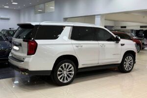 GMC Yukon Denali 2024 (White)