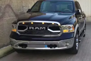 رام 2015 مجهزة بالكامل من الفئة الأعلى للبيع