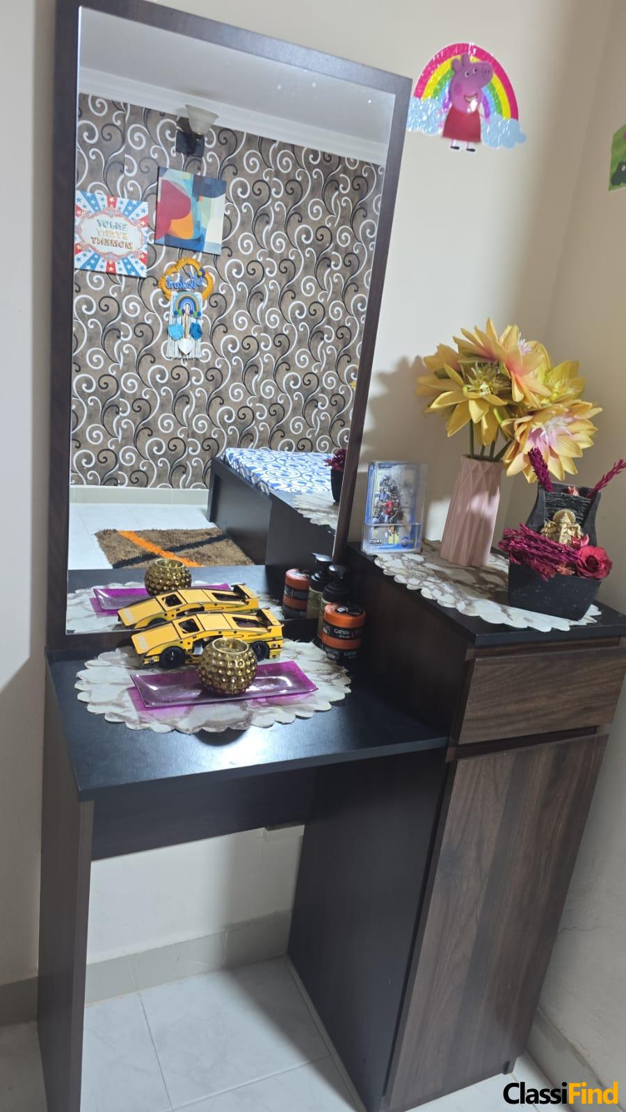 Entire Home Furniture Set for Sale – Excellent Condition, Priced to Sell
