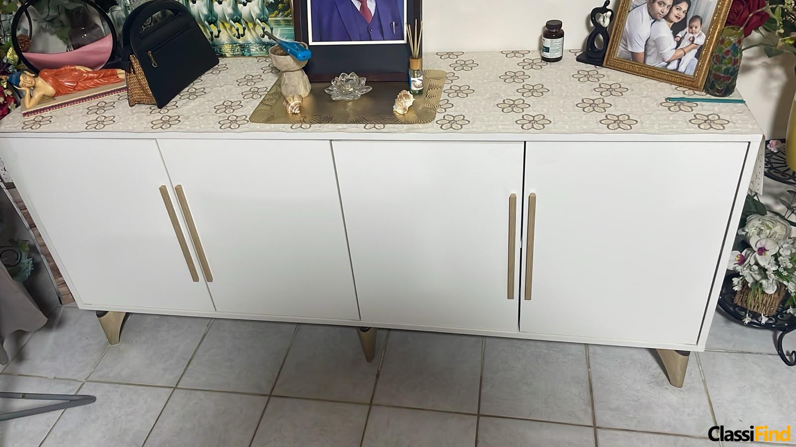 Entire Home Furniture Set for Sale – Excellent Condition, Priced to Sell