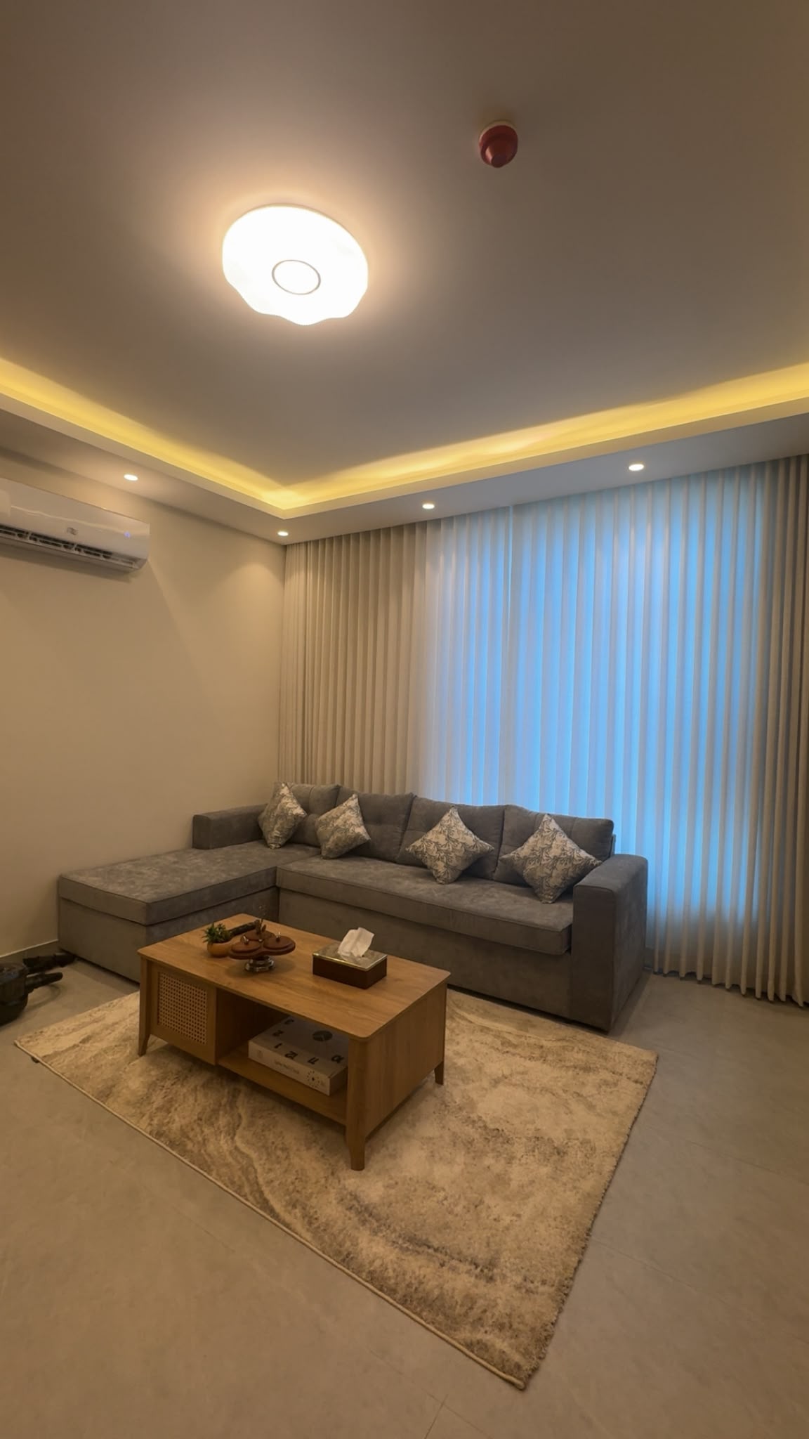 Luxury apartment for rent in al janabiya