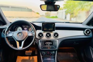 MERCEDES CLA250 2014