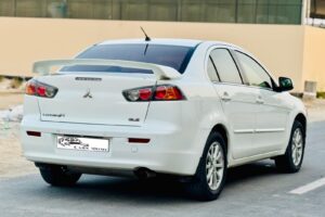 MITSUBISHI LANCER 2.0 2010