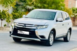 MITSUBISHI OUTLANDER 2017