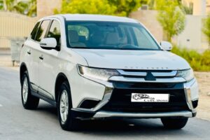MITSUBISHI OUTLANDER 2017