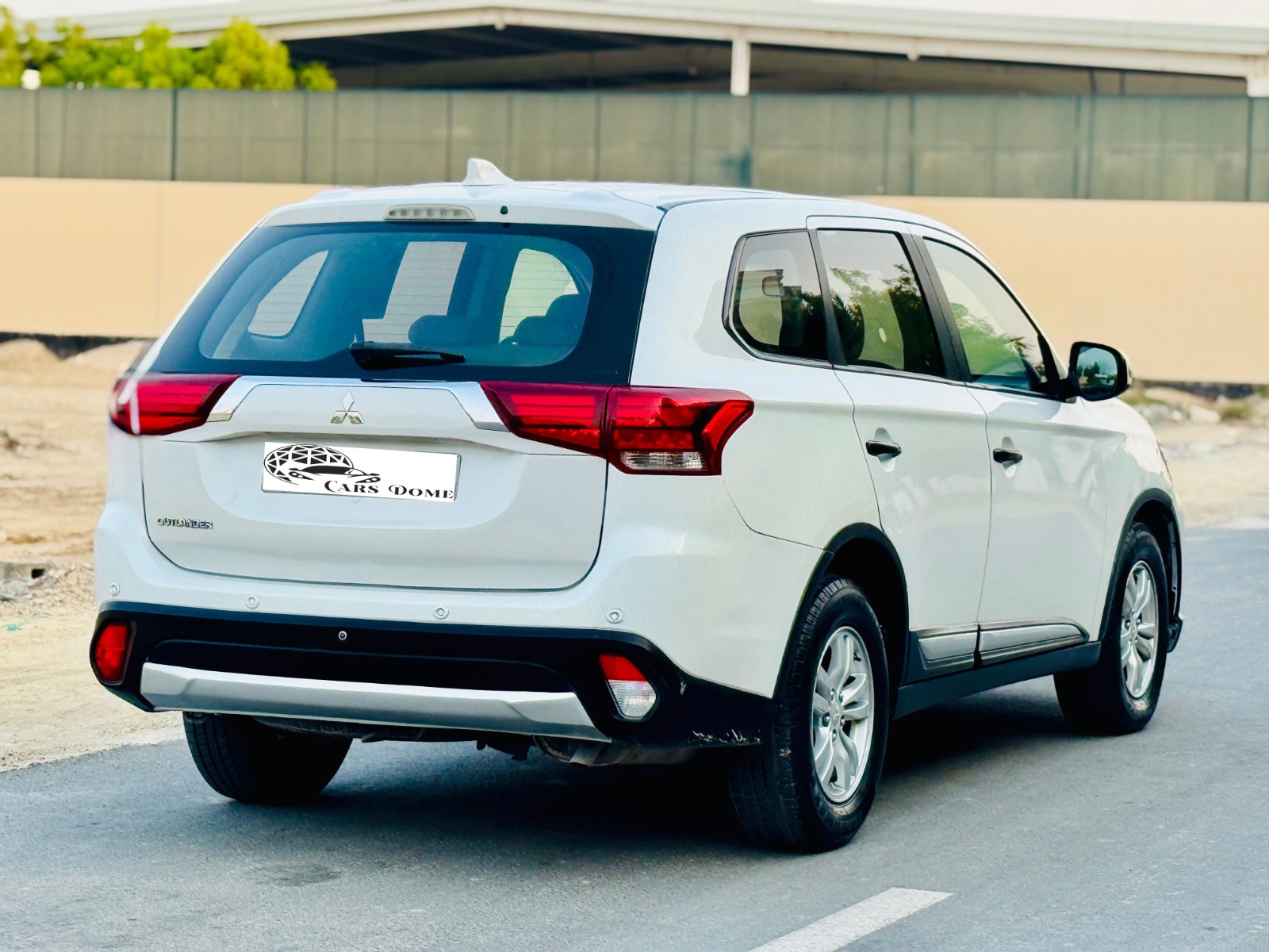 MITSUBISHI OUTLANDER 2017