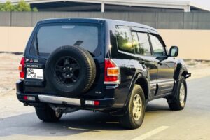 MITSUBISHI PAJERO 2002