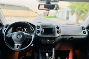 VOLKSWAGEN TIGUAN 2016
