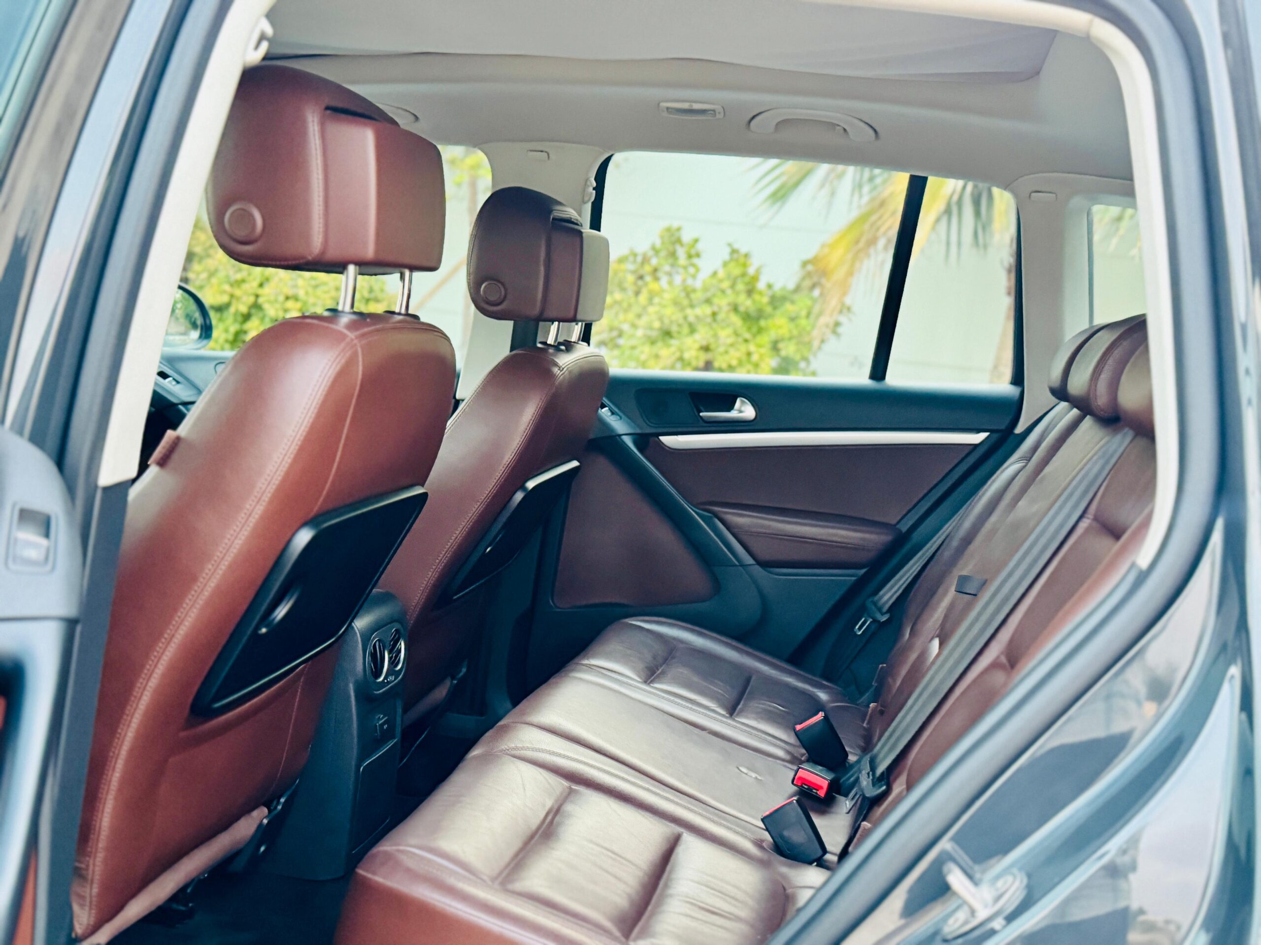 VOLKSWAGEN TIGUAN 2016