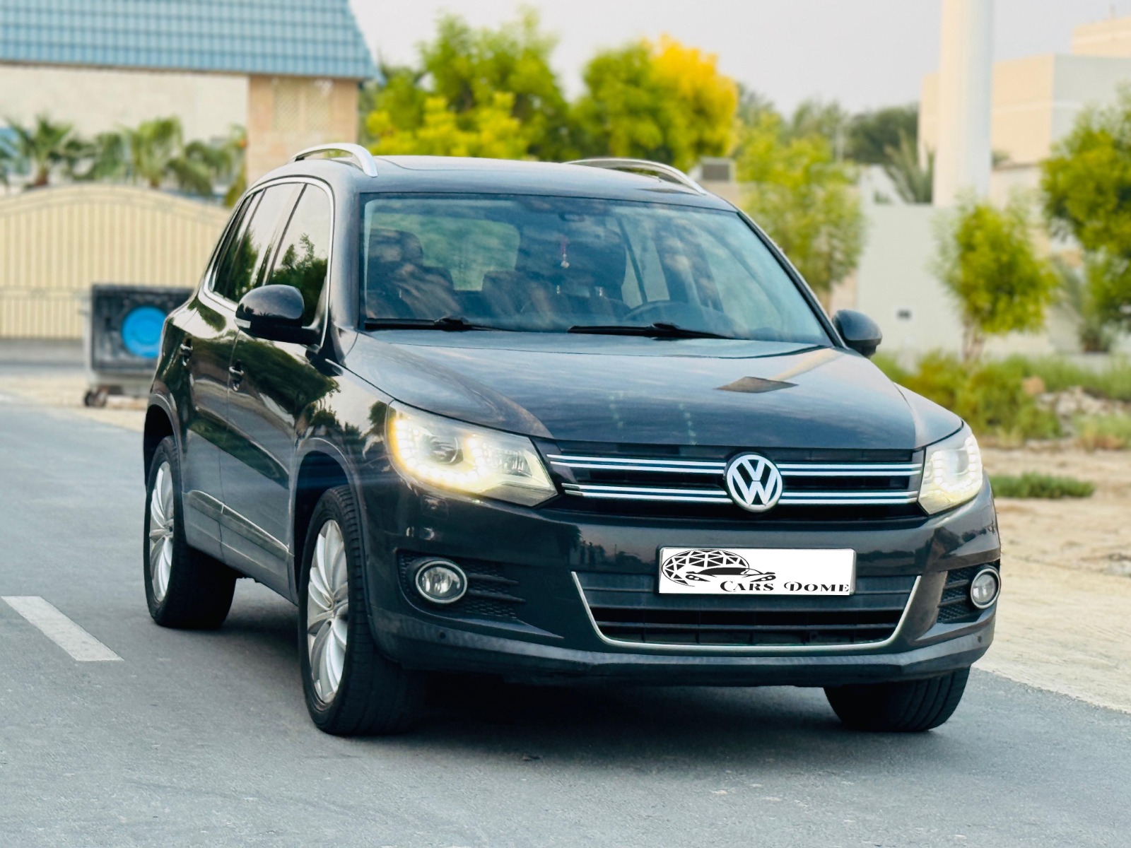 VOLKSWAGEN TIGUAN 2016