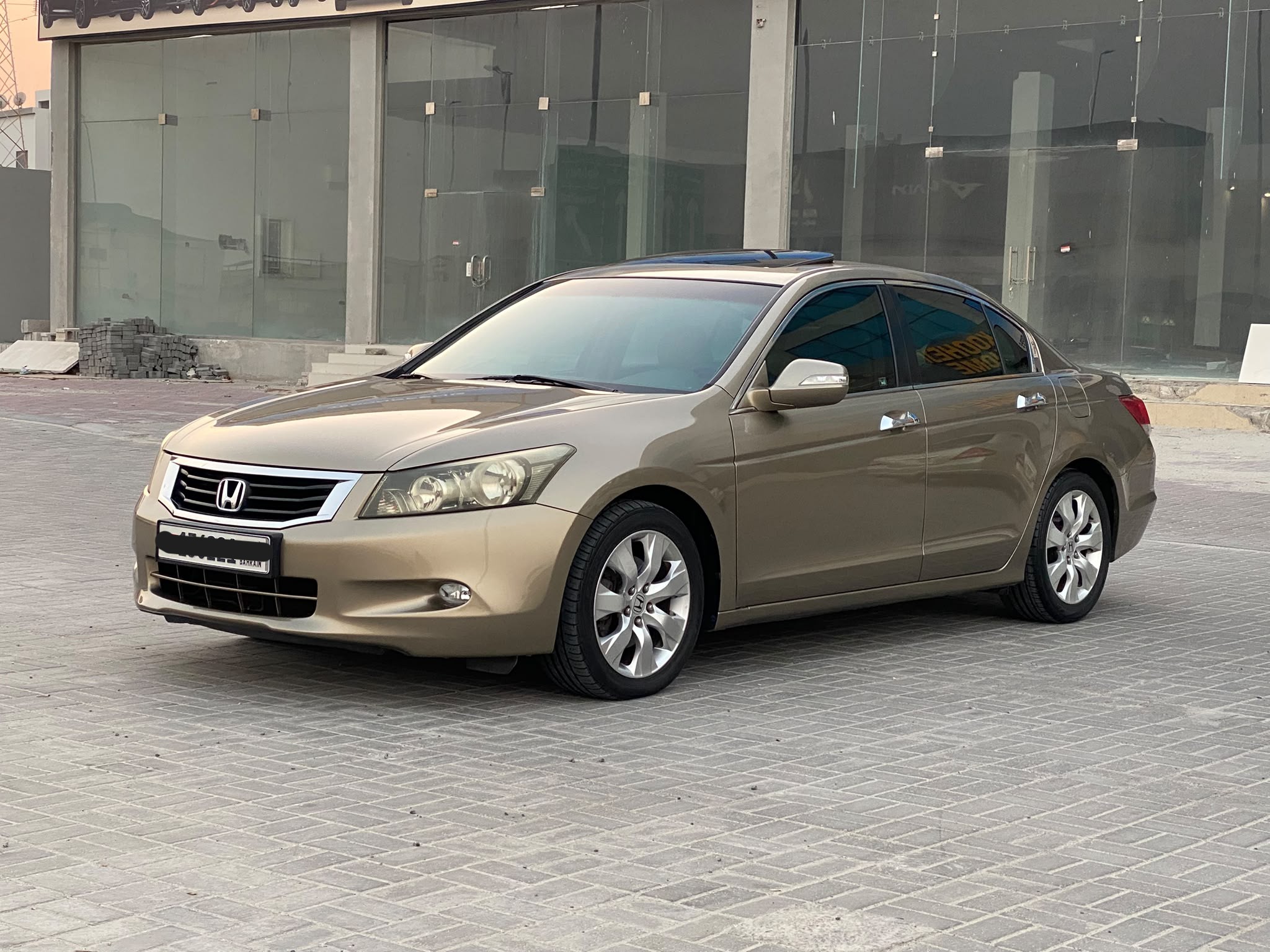 Honda Accord 2009 (Gold)