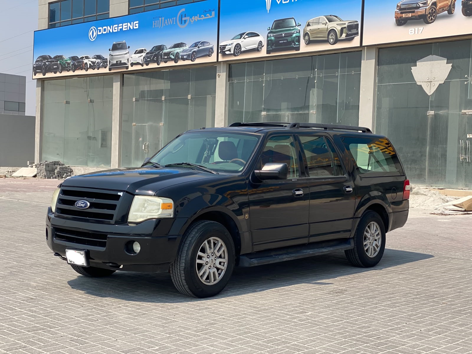 Ford Expedition 2012 (Black)