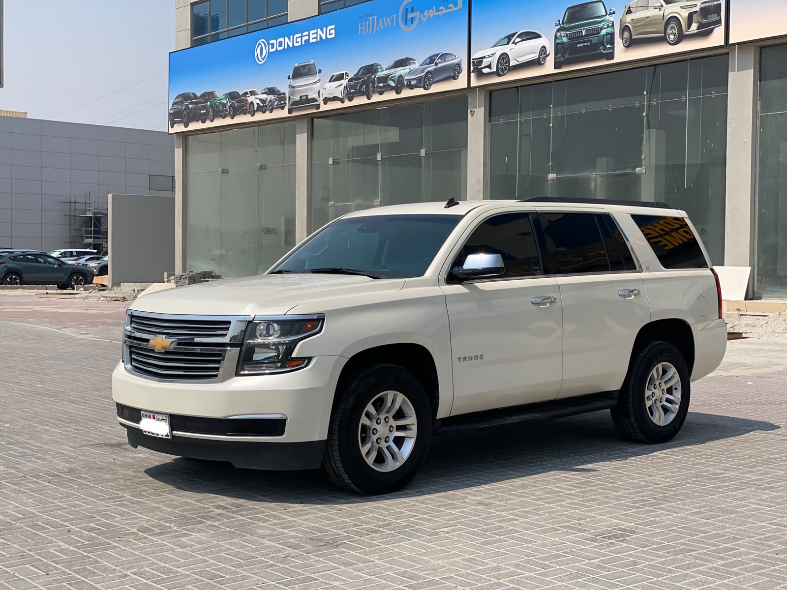 Chevrolet Tahoe 2015 (White)