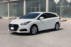 Hyundai i-40 / 2018 (White)