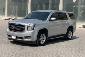 GMC Yukon 2018 (Silver)