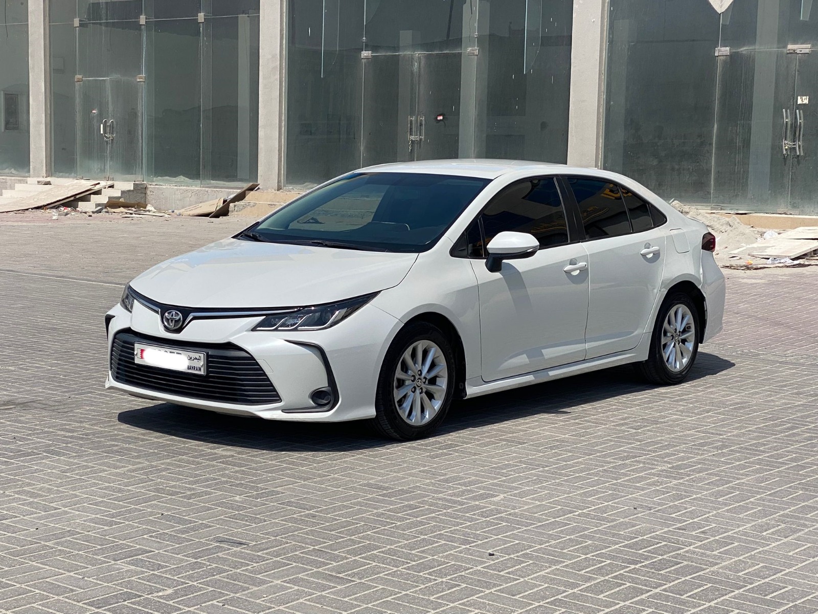 Toyota Corolla XLI 2023 (أبيض)