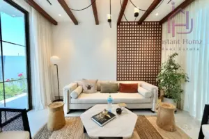 Luxury Seafront Villa in Ras Hayan