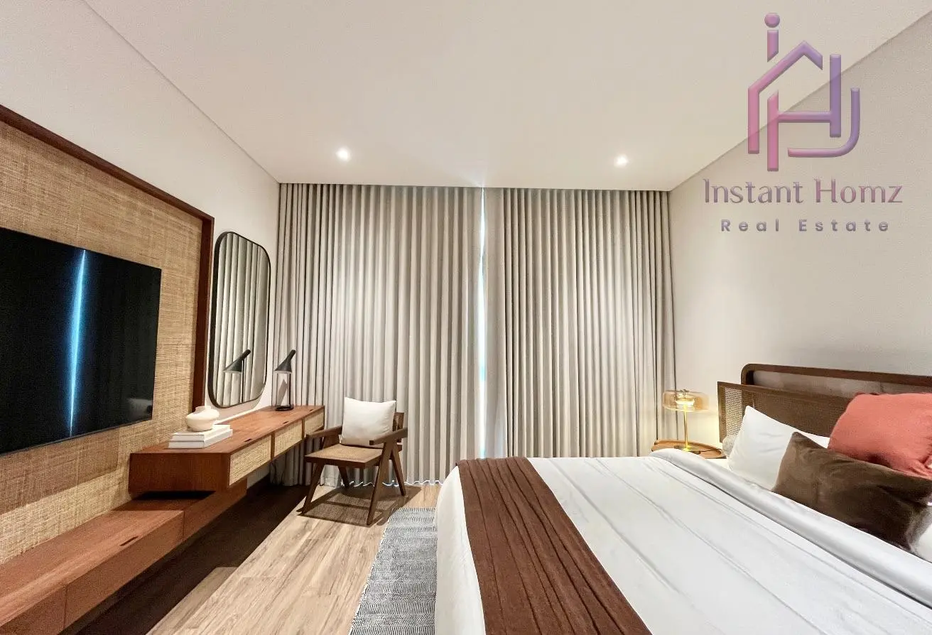 Luxury Seafront Villa in Ras Hayan