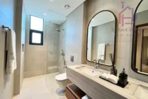 Luxury Seafront Villa in Ras Hayan