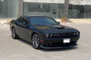 Dodge Challenger R/T 2021 (أسود)