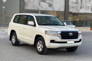 Toyota Land Cruiser G 2016 (White)