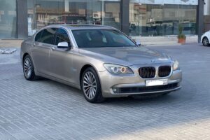 BMW 740Li 2010 (Silver)