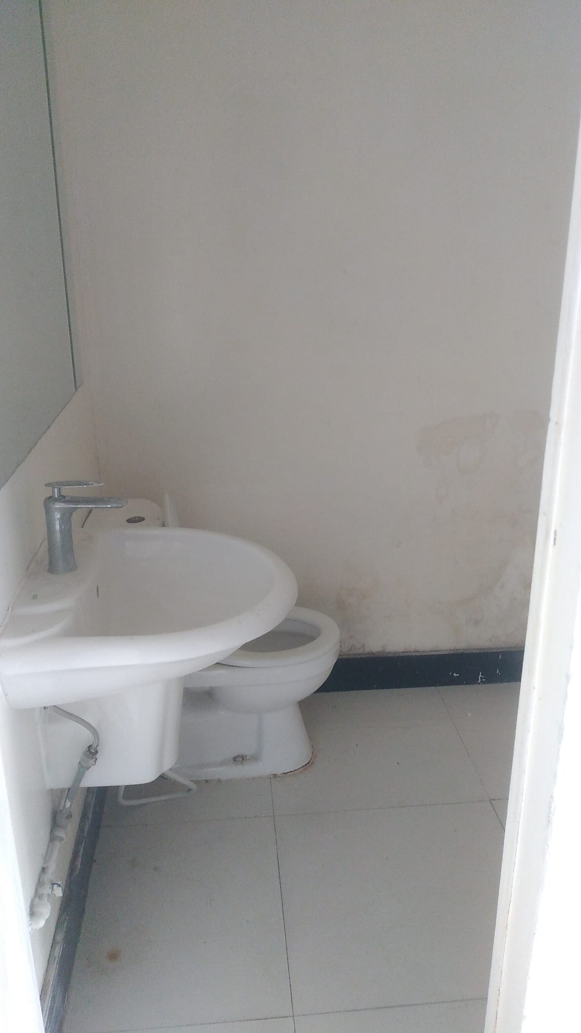 SHOP FOR RENT IN RIFFA