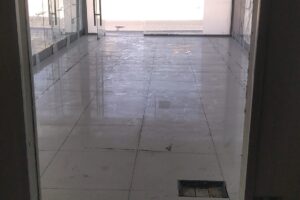 محل للإيجار في الرفاع مع طابق ميزانين