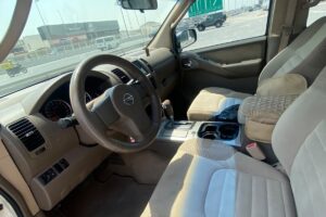 Nissan Pathfinder 2008 (White)