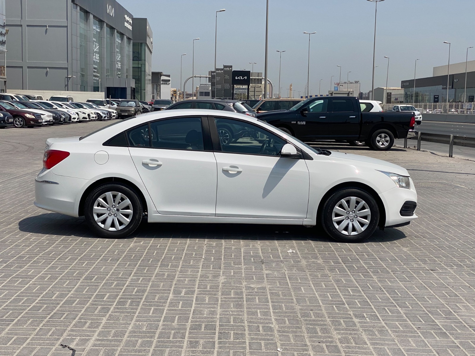 Chevrolet Cruze LS 2016 (White)
