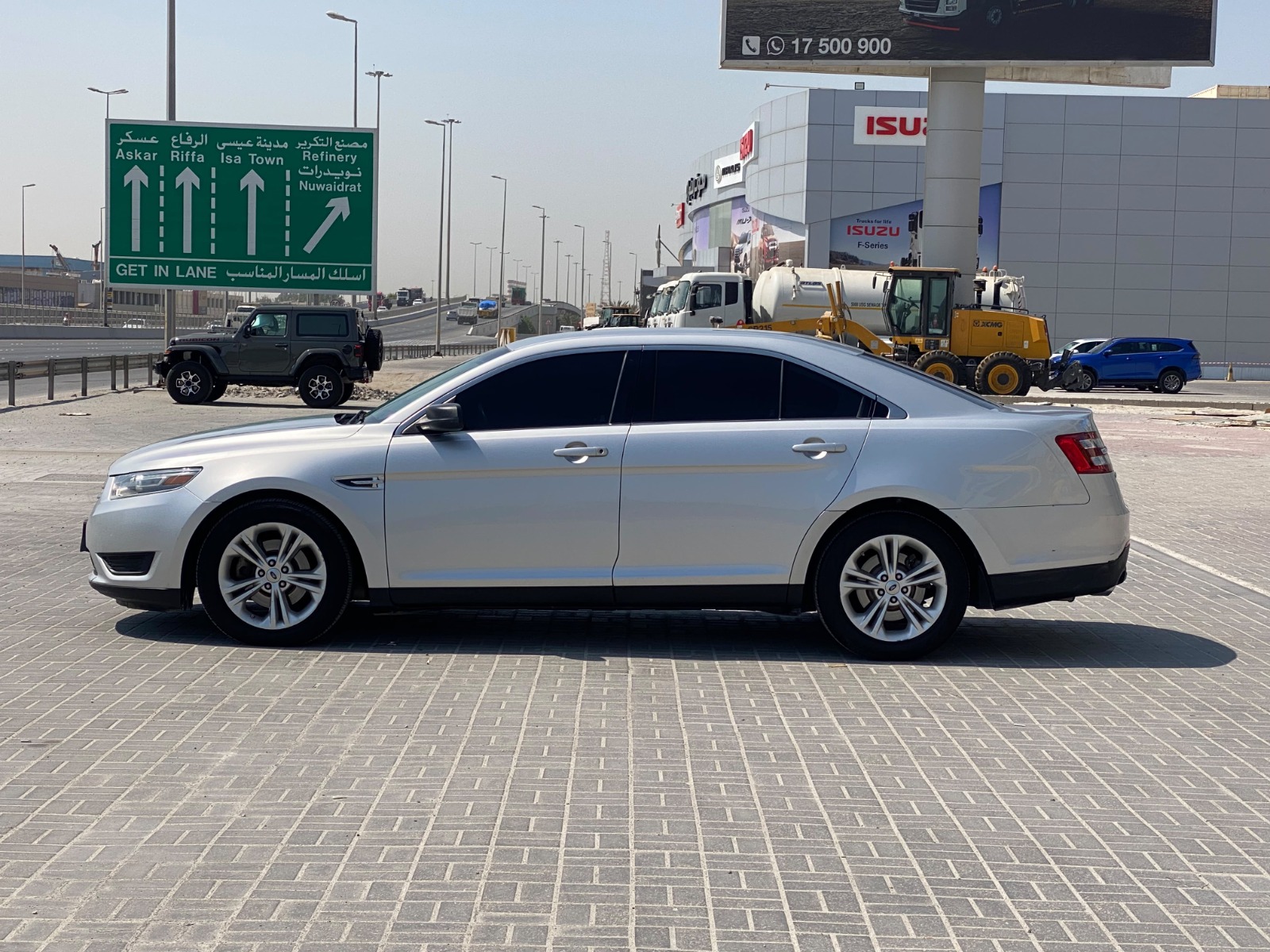 Ford Taurus 2014 (Silver)