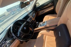 BMW 750Li 2012 (Silver)