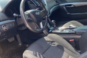 Hyundai i-40 / 2018 (White)
