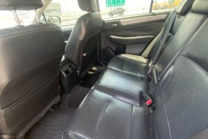 Subaru Legacy 2015 (Silver)