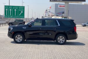 GMC Yukon SLE 2023 (Black)