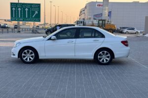 Mercedes Benz C-180 / 2014 (White)