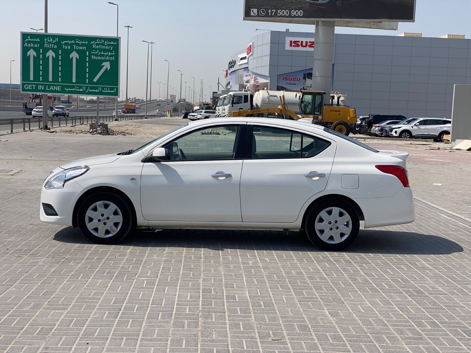 Nissan Sunny 2024 (White)