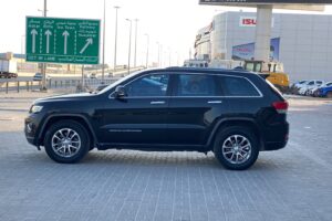 Jeep Grand Cherokee LTD 2015 (Black)