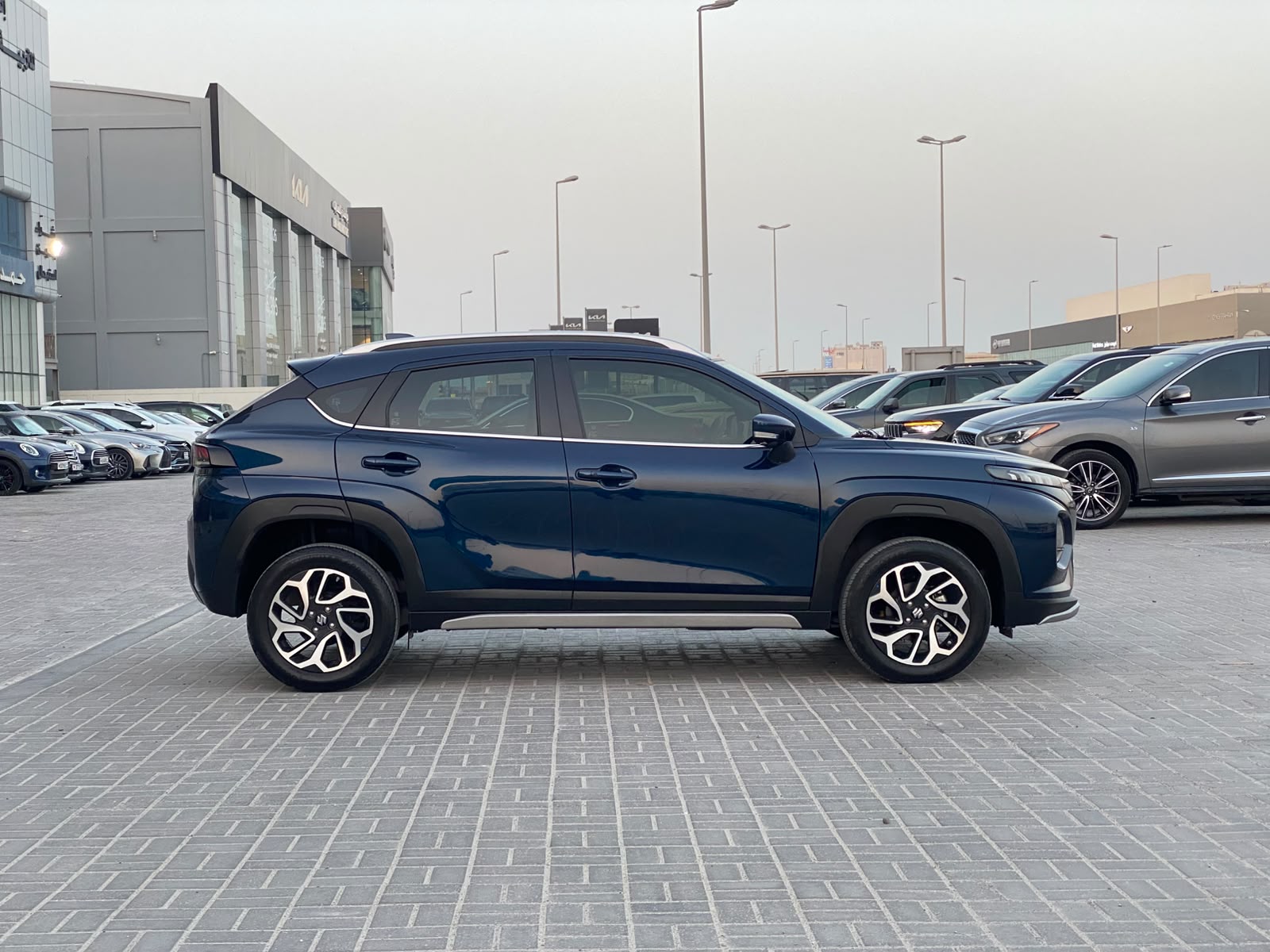 Suzuki Fronx Hybrid 2025 (Blue)