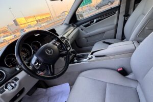 Mercedes Benz C-180 / 2014 (White)