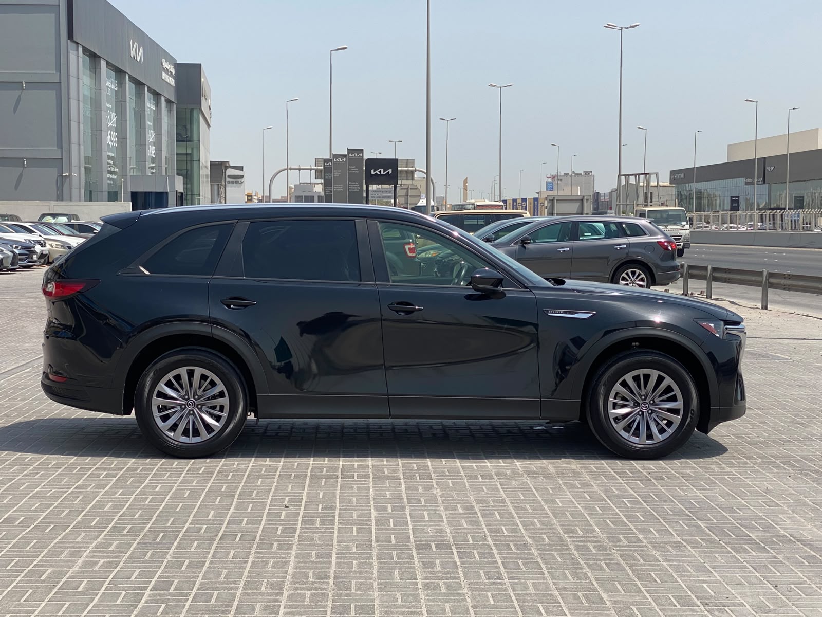 Mazda CX-90 / 2025 (Black)