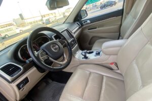 Jeep Grand Cherokee LTD 2015 (Black)