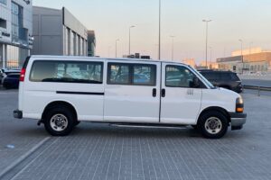 GMC Savana 2018 (White)