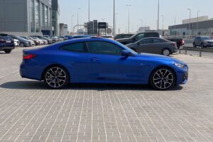 BMW 430i كوبيه 2021 (أزرق)
