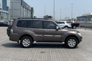 Mitsubishi Pajero GLS 2013 (Brown)