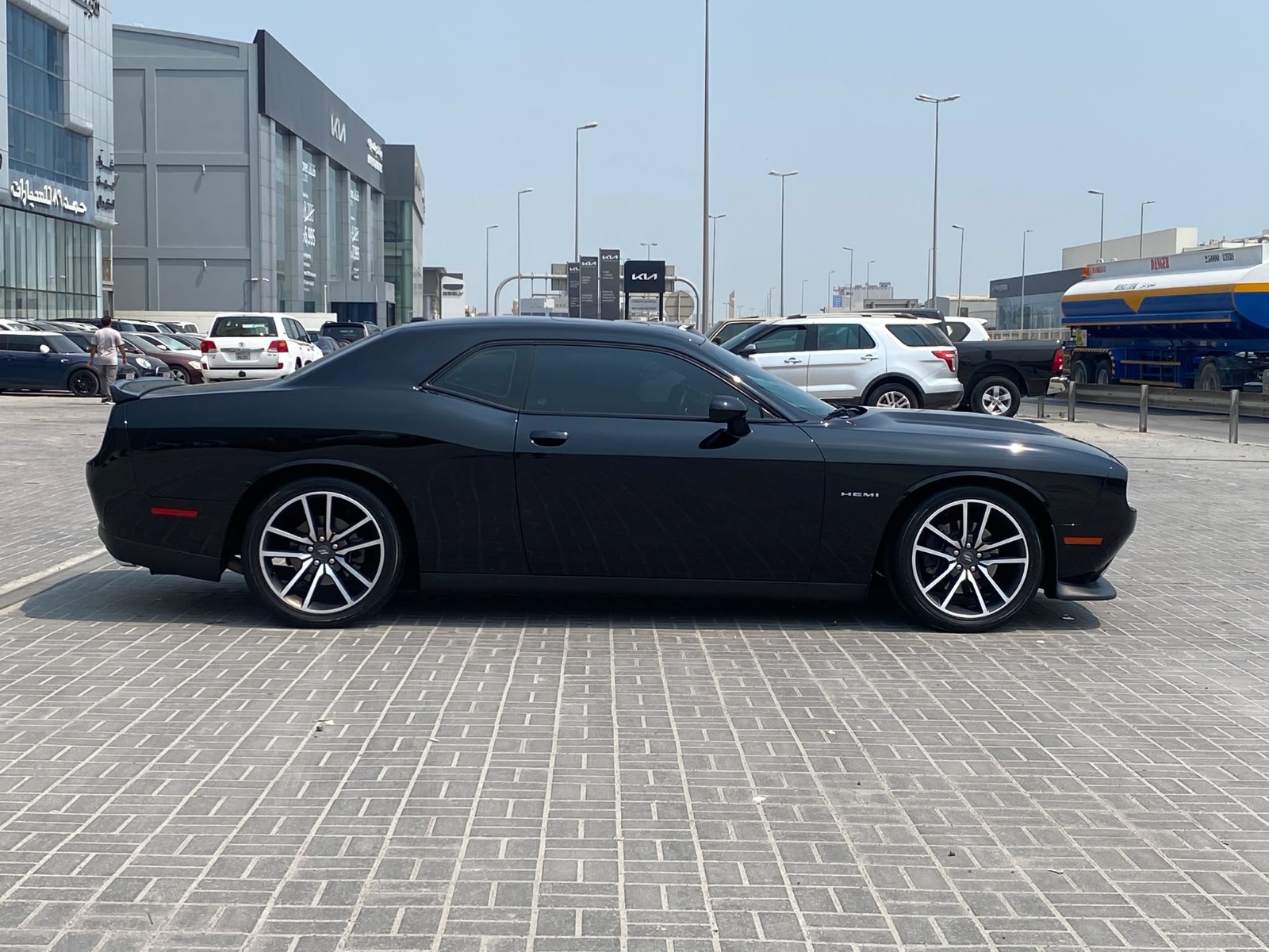 Dodge Challenger R/T 2021 (أسود)